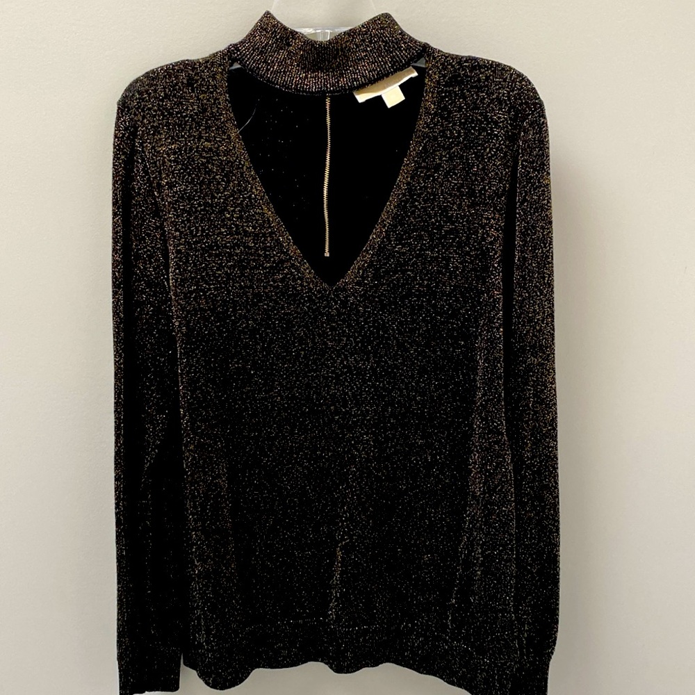 Give it elegance or give it jeans or leggings!!